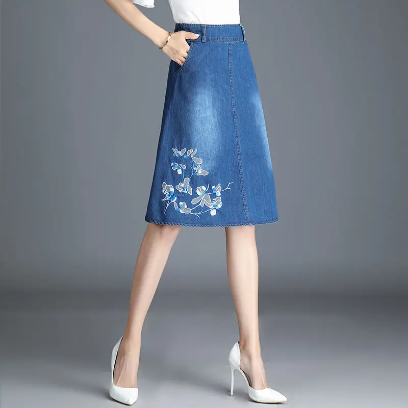 

Spring Summer 2021 Women Fashion Embroidery Denim Skirt Vintage High Wasit A-line Pencil Jeans Skirt Female Large Size