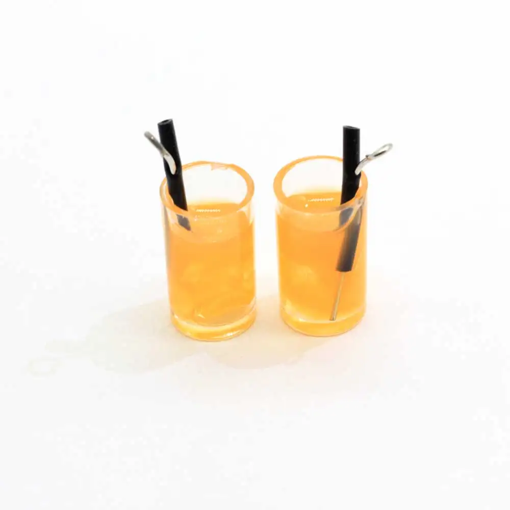 Промоционный напиток из фруктов Лимонный чай Миниатюрные бутылочки с соком для подвесок для сережек ремесел кукольного домика ювелирных изделий-ключниц.