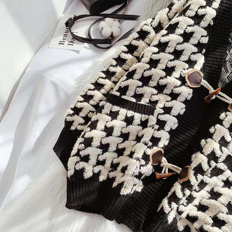 

Houndstooth Knitted Cardigan Women Black/Re Chic Sweater Female 2021 Spring Autumn Casual V-Neck Lady Cardigans Jerseys Mujer