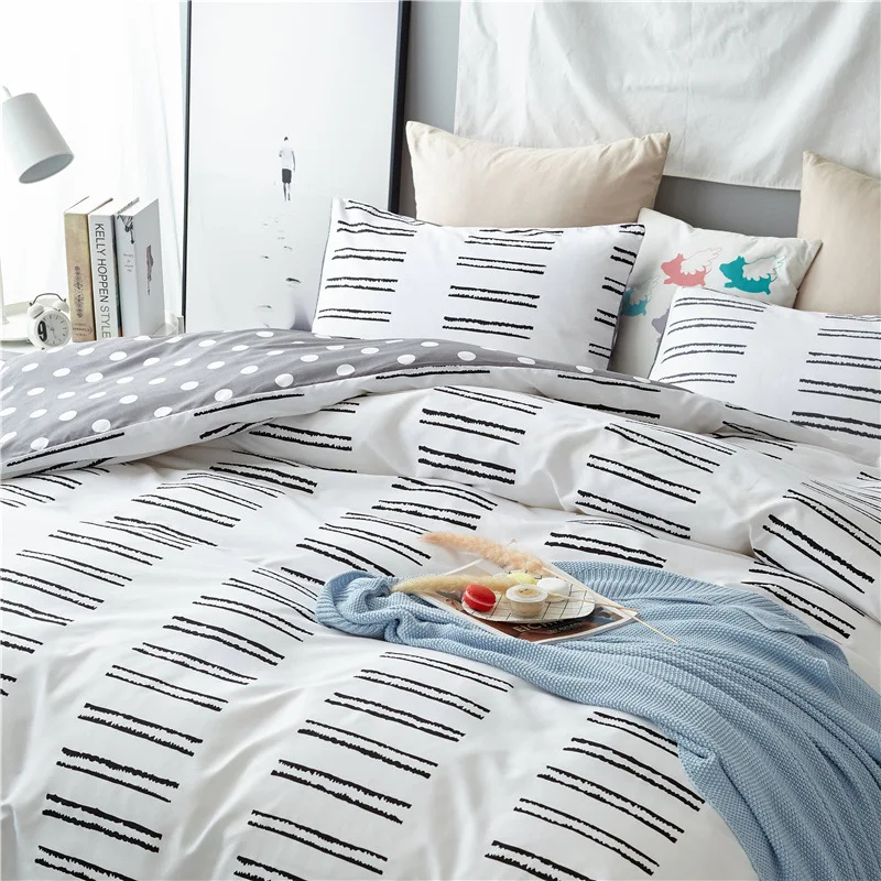 Комплект детской постельного белья с мультяшным рисунком мягкое удобное