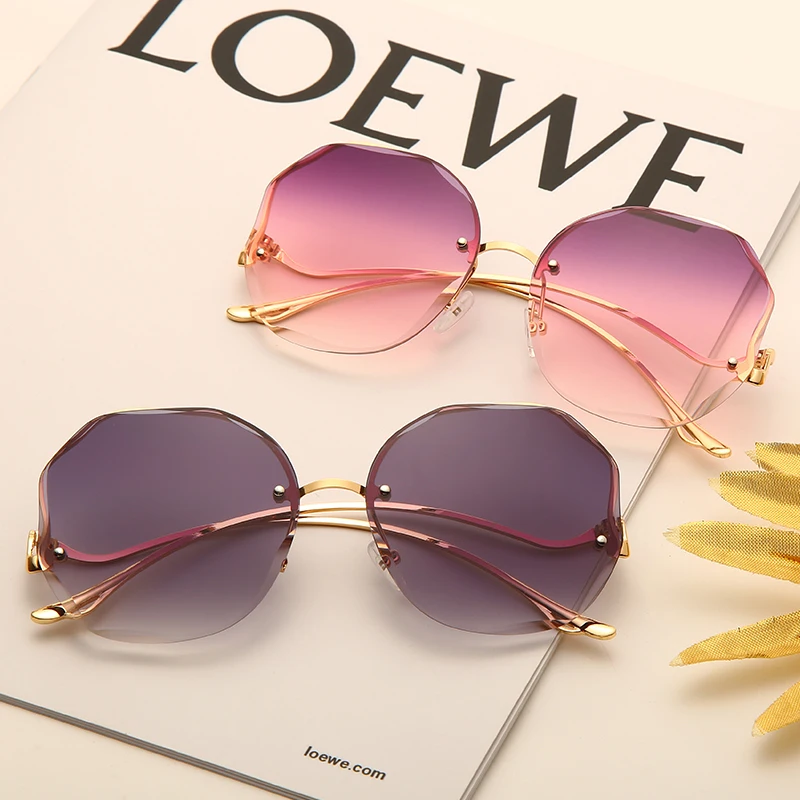 

Fashion Tea Gradient Sunglasses Round Shades Women Metal Curved Temples Sun Glasses Female UV400 Eyewear oculos de sol