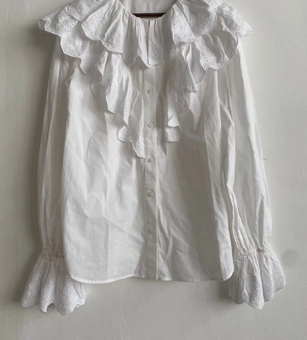 

2020 Autumn and Winter New Casual Embroidery Ruffled Shirt White Cotton Shirt Women