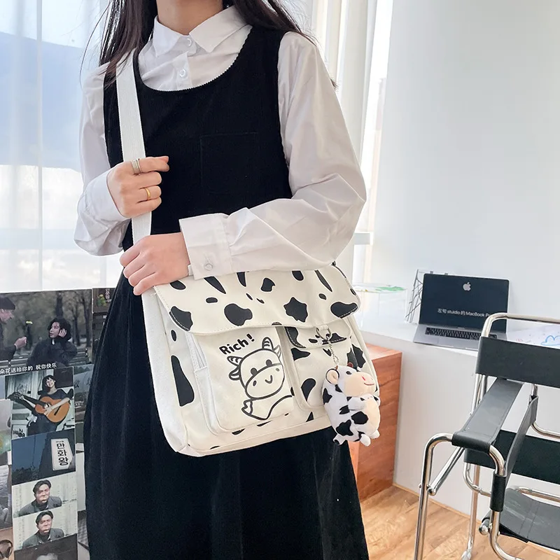 

Сумки-мессенджеры в стиле Харадзюку, повседневные женские квадратные портфели из воловьей кожи с принтом, кросс-боди с медведем или ранцы д...