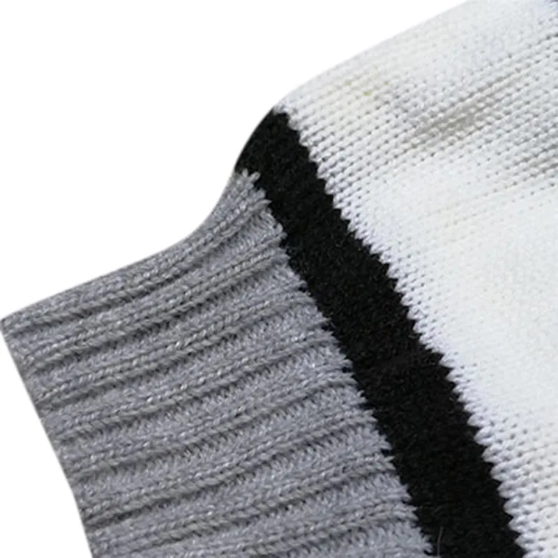 Женское трикотажное платье-свитер с круглым вырезом и длинными рукавами в