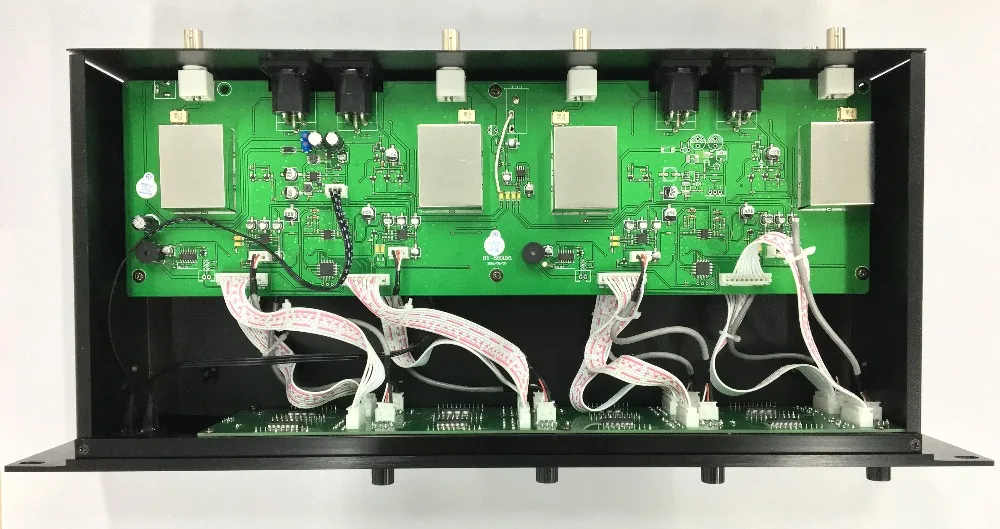 저렴한 전문 가라오케 마이크 OEM 사용 가능한 UHF 무선 마이크 4 채널