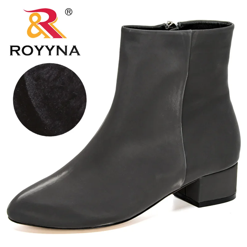 ROYYNA 2020 Новый Стиль Популярные женские ботильоны зимняя обувь короткие плюшевые