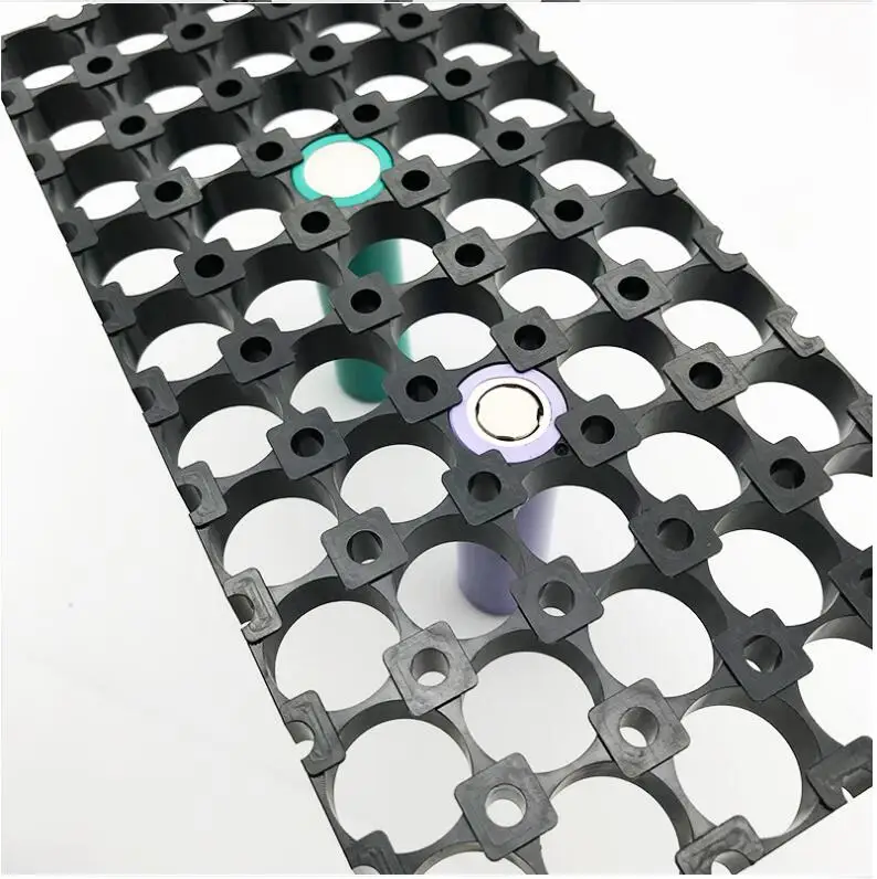 

15pcs/lot MasterFire 5*10 18650 Batteries Spacer Radiating Holder Bracket Black Plastic Battery Storage Box Holder Brackets