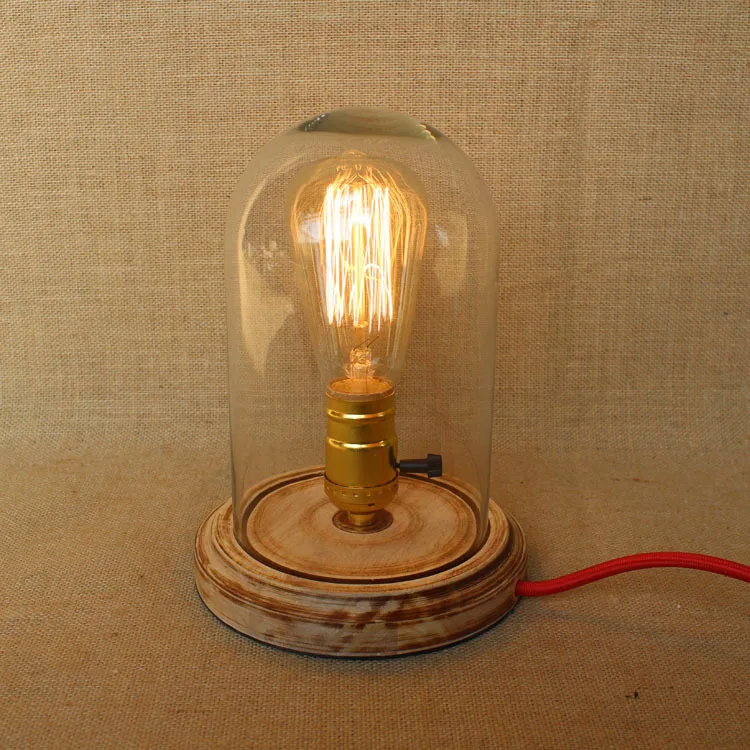 Влюбленные ощущения восстанавливающие древние деревянные пути настоящая