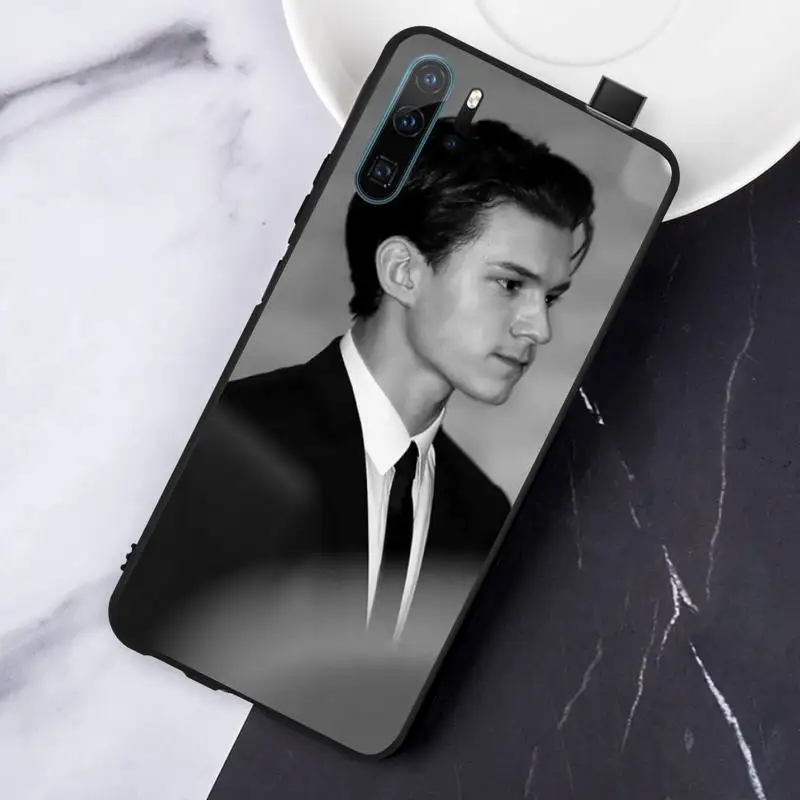 

Tom Holland handsome actor luxury protective shell Phone Case For Huawei honor Mate P 10 20 30 40 Pro 10i 9 10 20 8 x Lite