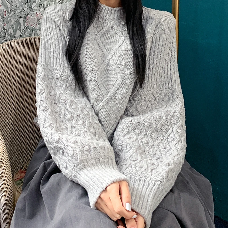 Женский трикотажный пуловер HAMALIEL яркий небесно-голубого цвета с