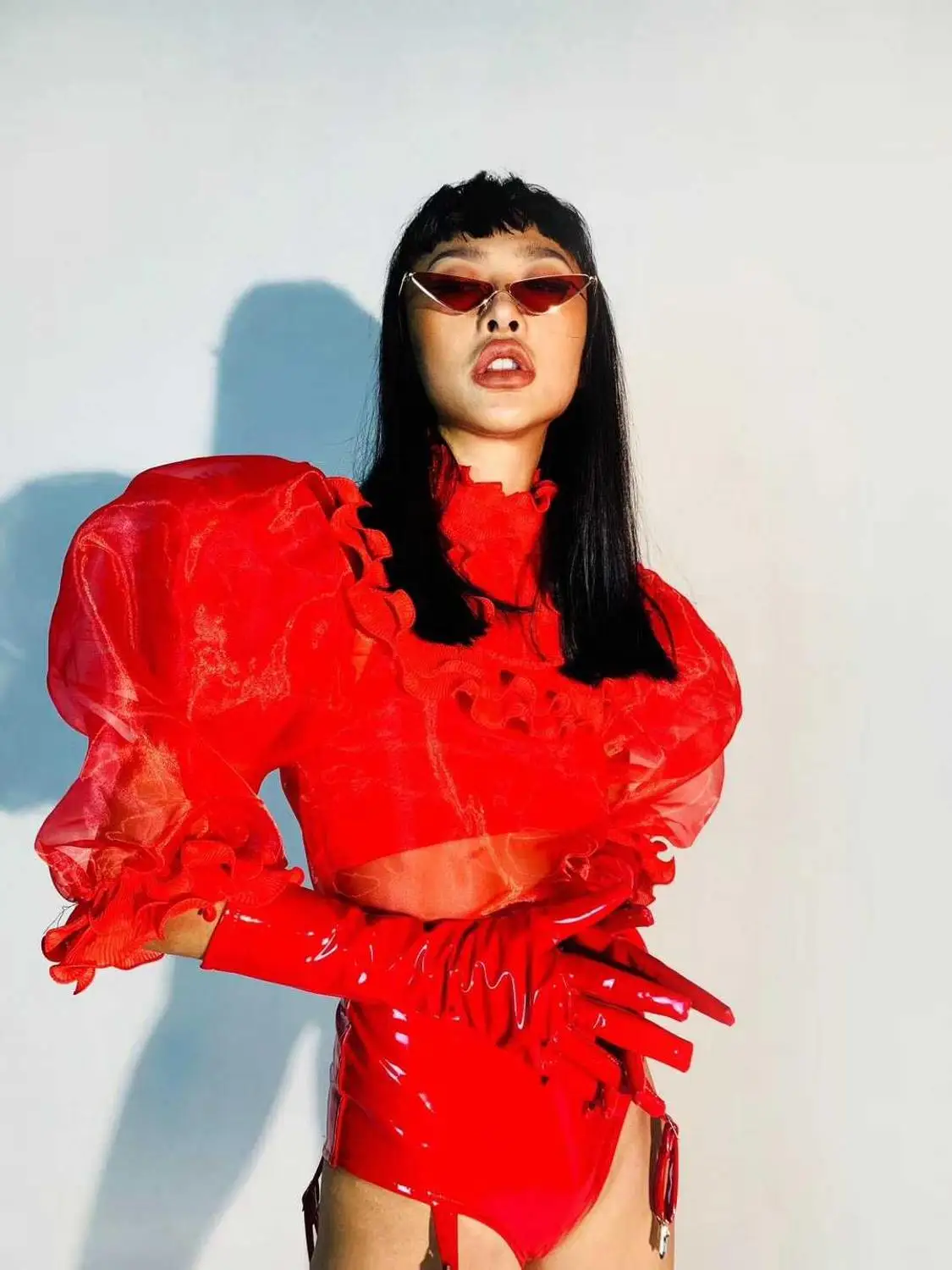 Женский костюм для выступления певицы и танцовщицы ночного клуба красные