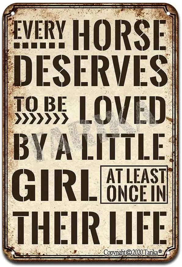 Каждая лошадь по крайней мере стоит быть любимой маленькой девочкой как только в