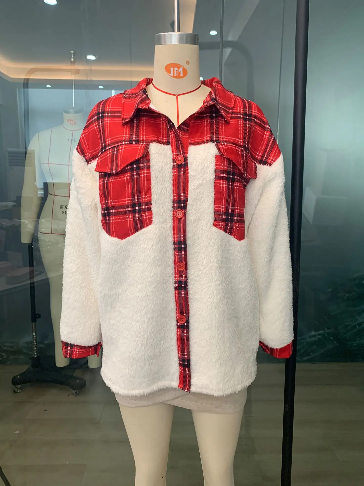 

Autumn/Winter Jacket Stitching Christmas Plaid Polar Fleece Soft Short Pile Warm Shirt Pocket Single-breasted Lovely Blouse