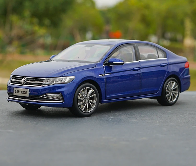 Масштаб 1:18 VW Volkswagen BORA 2019 металлическая литая модель автомобиля с небольшим