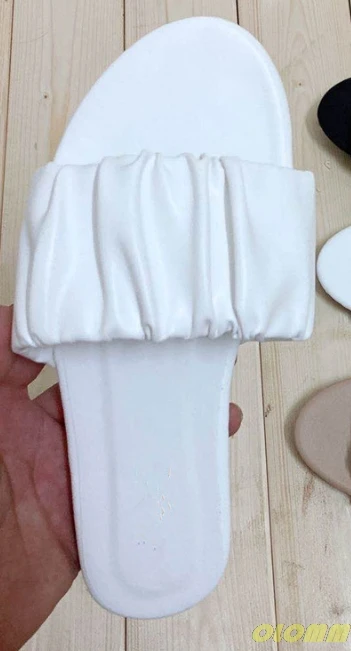 

Flat Sandals Summer Women's Slippers Leather Comfortable Sole Cross Weave Colors Woman Shoes Solid Color