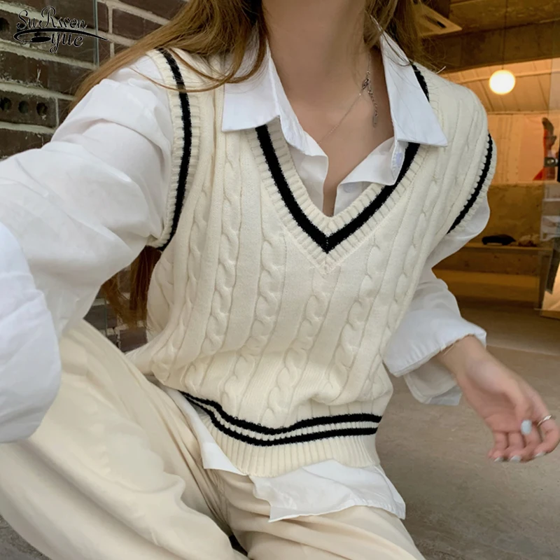 

Women Sleeveless Sweater Vest Preppy Style Pullover Sweet Knit Vest V-neck Autumn 2022 Solid Loose Knitted Sweater Women 16657
