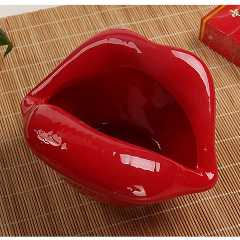 

Cute Cartoon Ashtray Lips Ceramic Ashtray Creative Flower Pot Trendy Mouth Fashion Home Mini Send Boyfriend Gift