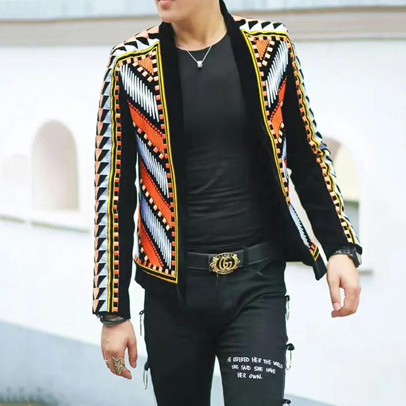 

Ранняя весна 2020 Новинка веб-знаменитости Вышивка в тяжелой промышленности маленький костюм Высококачественная отделка ручной работы паль...