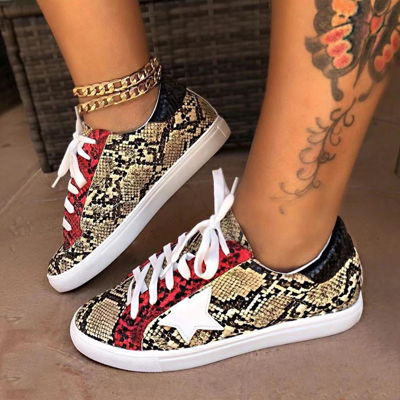 Женская обувь из искусственной кожи со змеиным принтом Вулканизированная Обувь