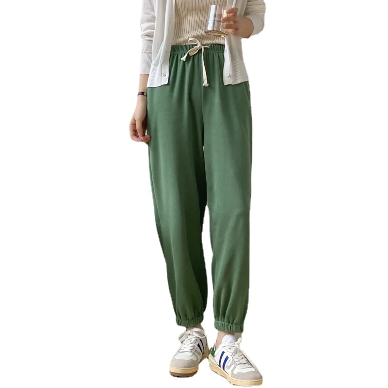 

Pants & Capris