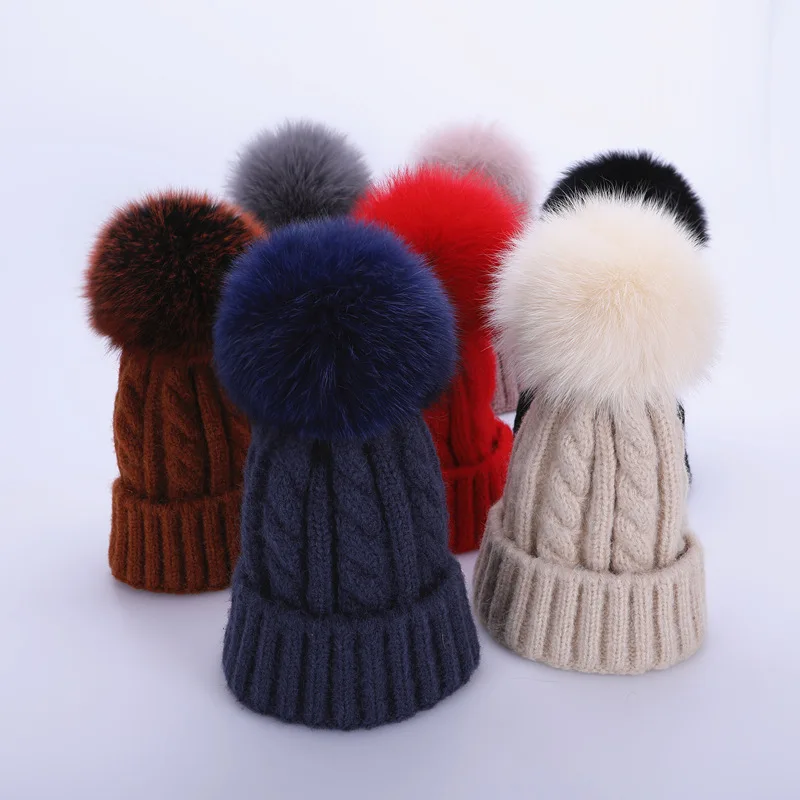 

Adult Kid Parent-child New Natural Plush Pompom Hat Fashion Winter Women's Hat Women's Warm Beanie High Quality Fox Fur Hat