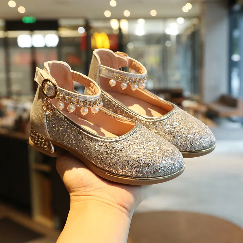 

AINYFU Baby Girls Shoes Sequins Luxury Princess Shoes Children Bling Bling High Heeled Dance Wedding Party Shoes B662