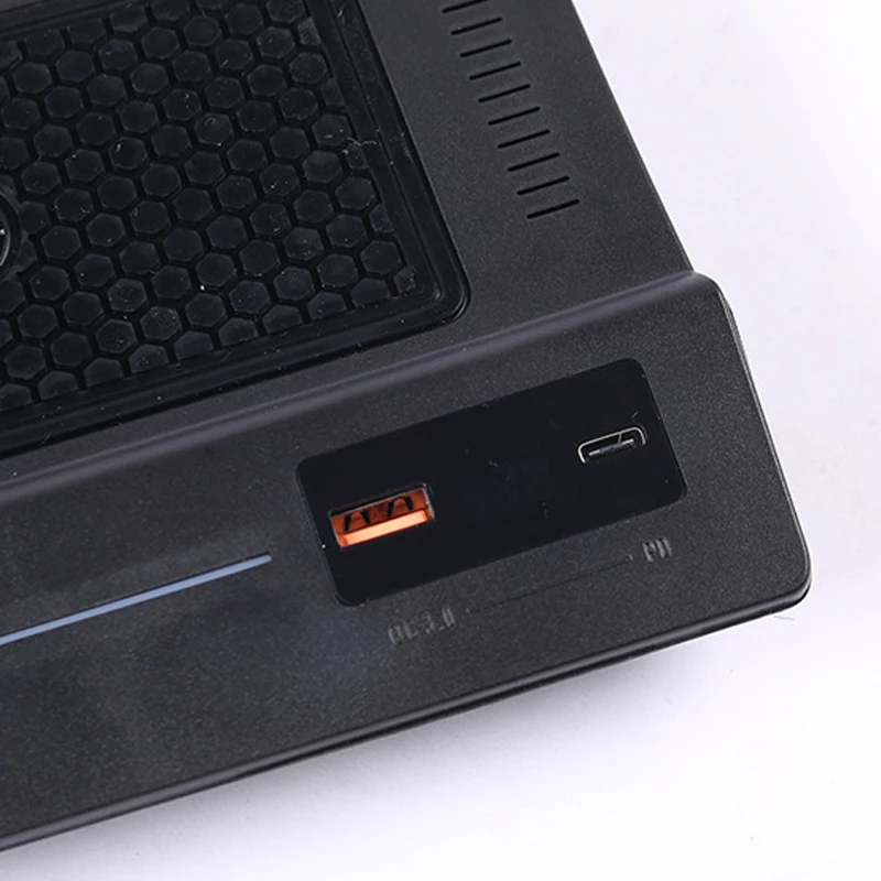 

15W Car Wireless Charger QI Phone Wireless Charging Plate Phone Holder for Nissan Teana Altima 2019 2020