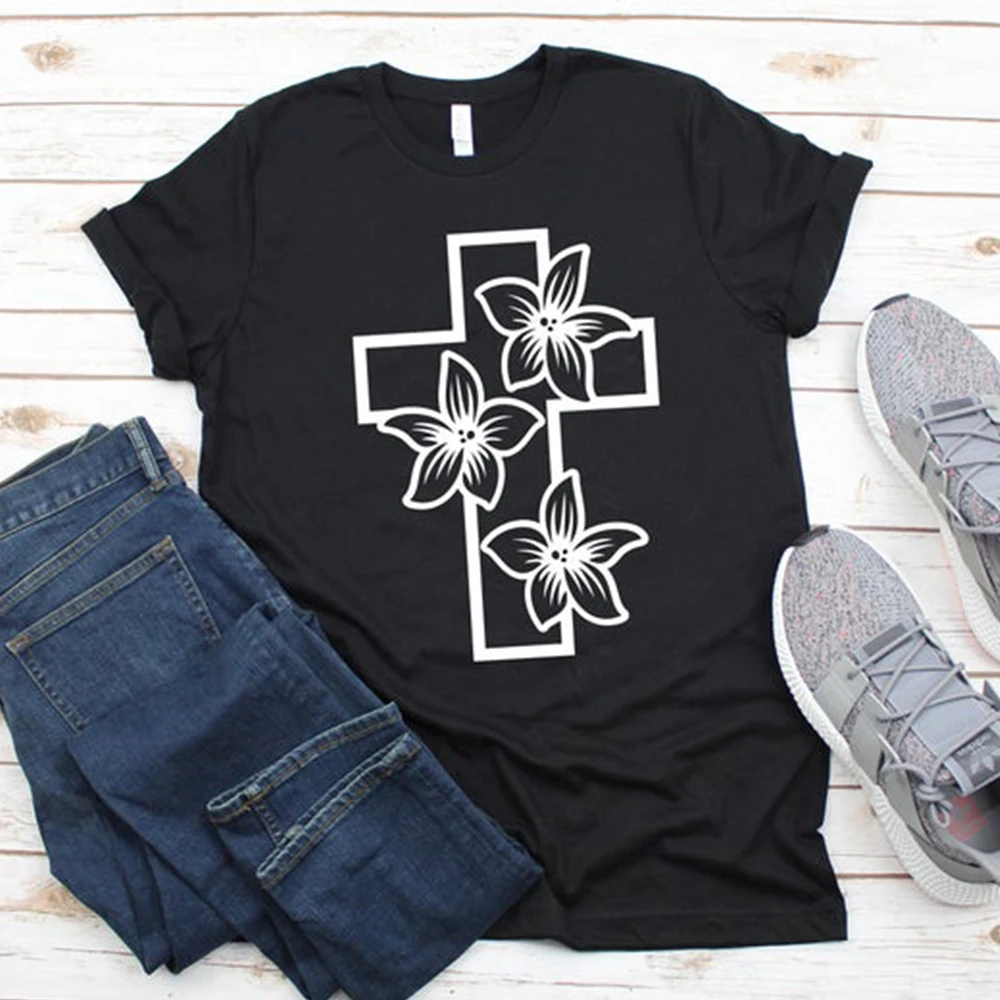 Футболка женская с круглым вырезом коротким рукавом и графическим