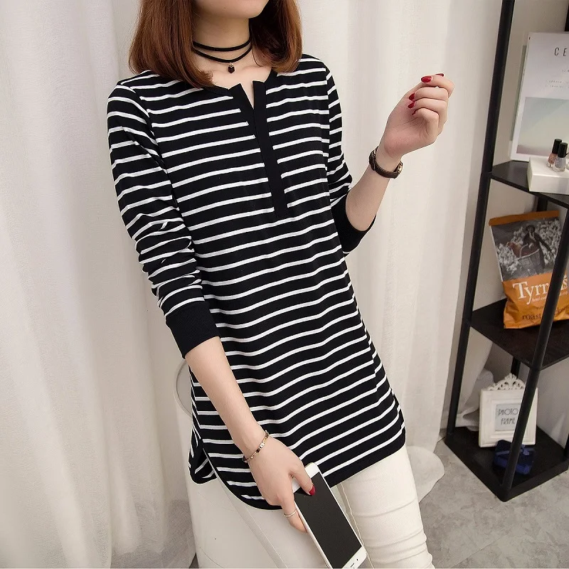 Женская хлопковая футболка в полоску с длинным рукавом и V образным
