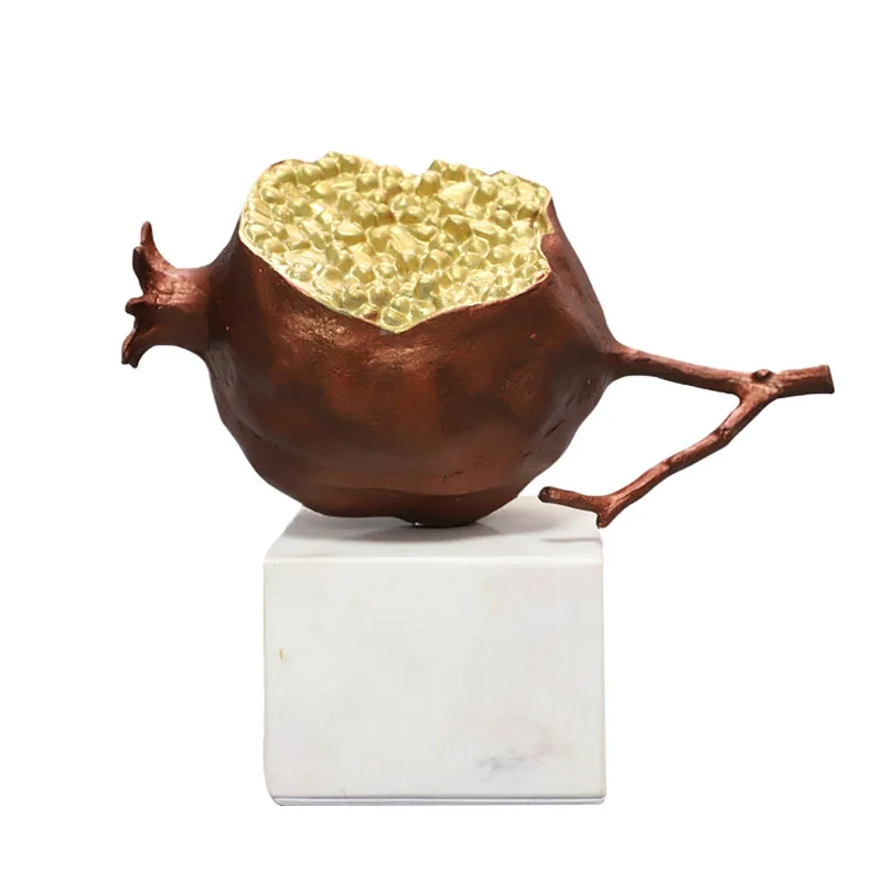 

Nordic Vintage Brass Pomegranate Model Artware Sculpture Home Decoration Accessories Modern Art Metal Statue Room Decor Craft