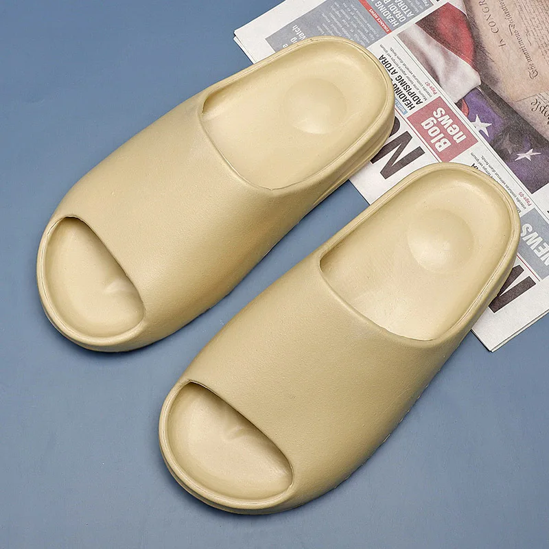 

Plus Size Couple Slippers Coconut Slippers 2021 Latest Couple Indoor and Outdoor Home Flip-flop Men's Sandals and Slippers Women