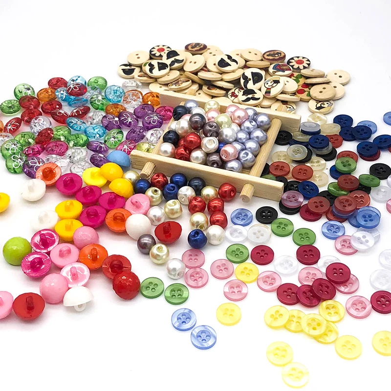 150 Pcs 10-15 mm Resin/Wooden Buttons 2 Holes 15mm Mixed Wood Buttons Sewing Accessories for Clothing Decoration DIY Boxed