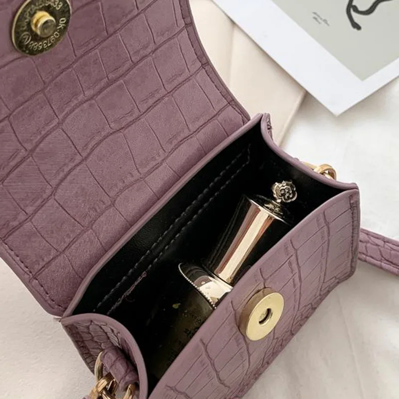 

Mini Tote Bag Crocodile Pattern Flip Messenger Crossbody Bag Female Simple Shoulder Bag Small Square Lady Handbag 2020 New