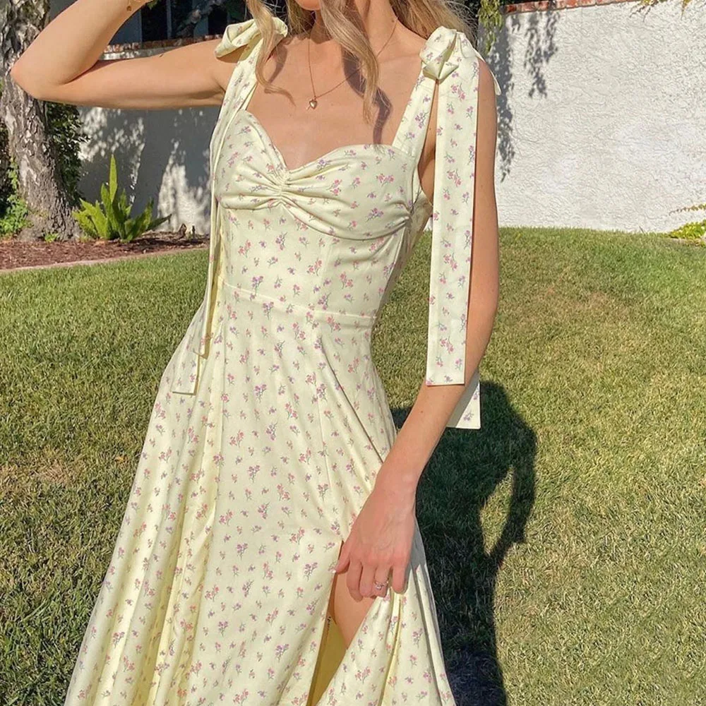 

2021 Sexy Backless Ladies Dress Western Style Oversize Fashion Casual Lace Floral Split Fork V-neck Long Skirt