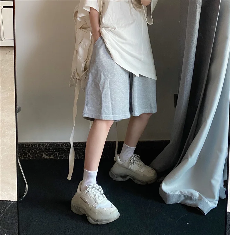 

Женские свободные шорты, Новинка лета 2021, серые спортивные повседневные широкие брюки в гонконгском стиле, очень популярные шорты