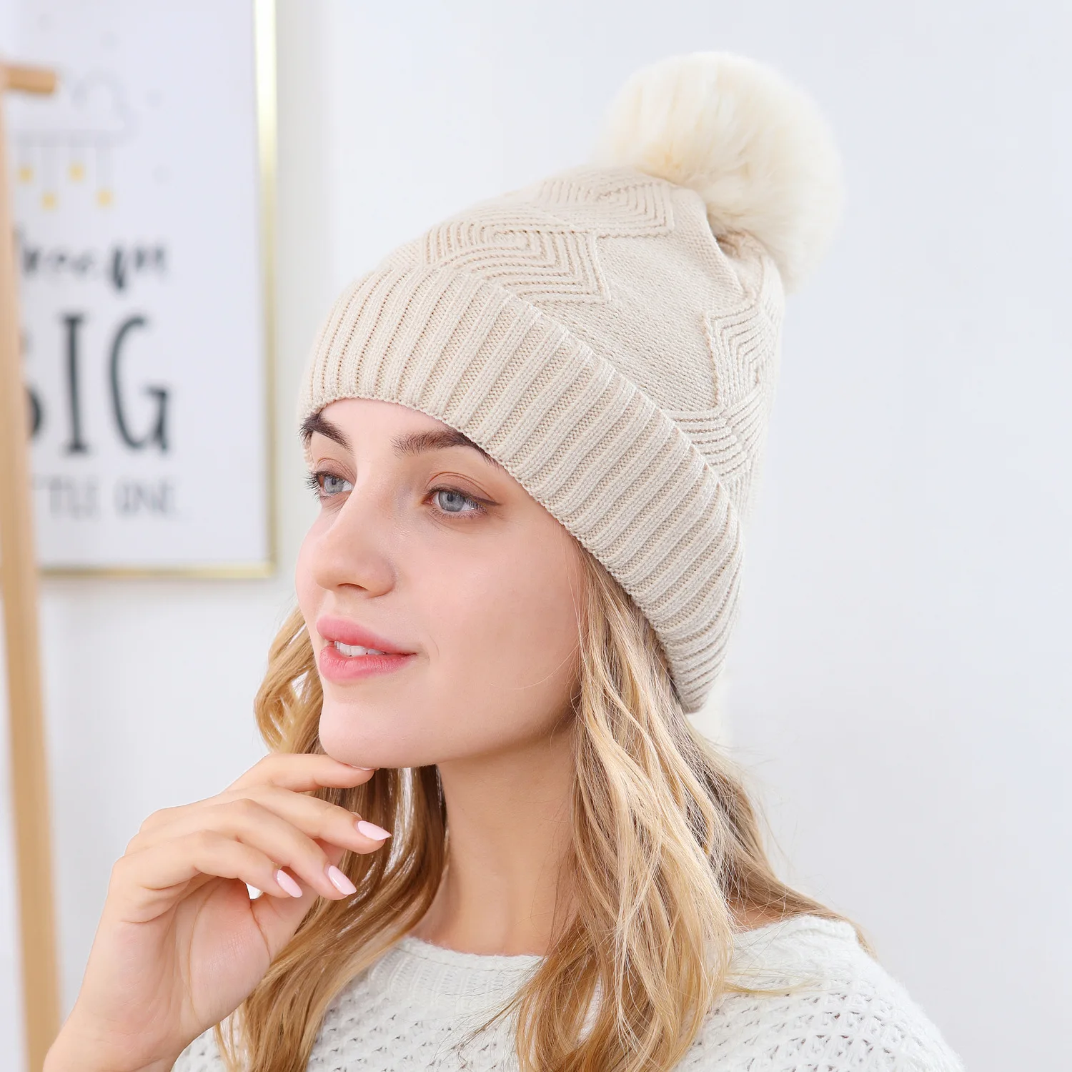 

New Woolen Knitted Winter Hat Beanies for Women Solid Color Warmth and Velvet Single Ball Core-spun Yarn Diamond-shaped Hats