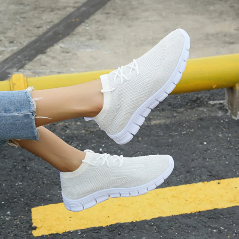

Новинка 2021, стильные женские туфли на плоской подошве, Универсальные женские сетчатые туфли, простые дышащие кроссовки для бега, женские кр...