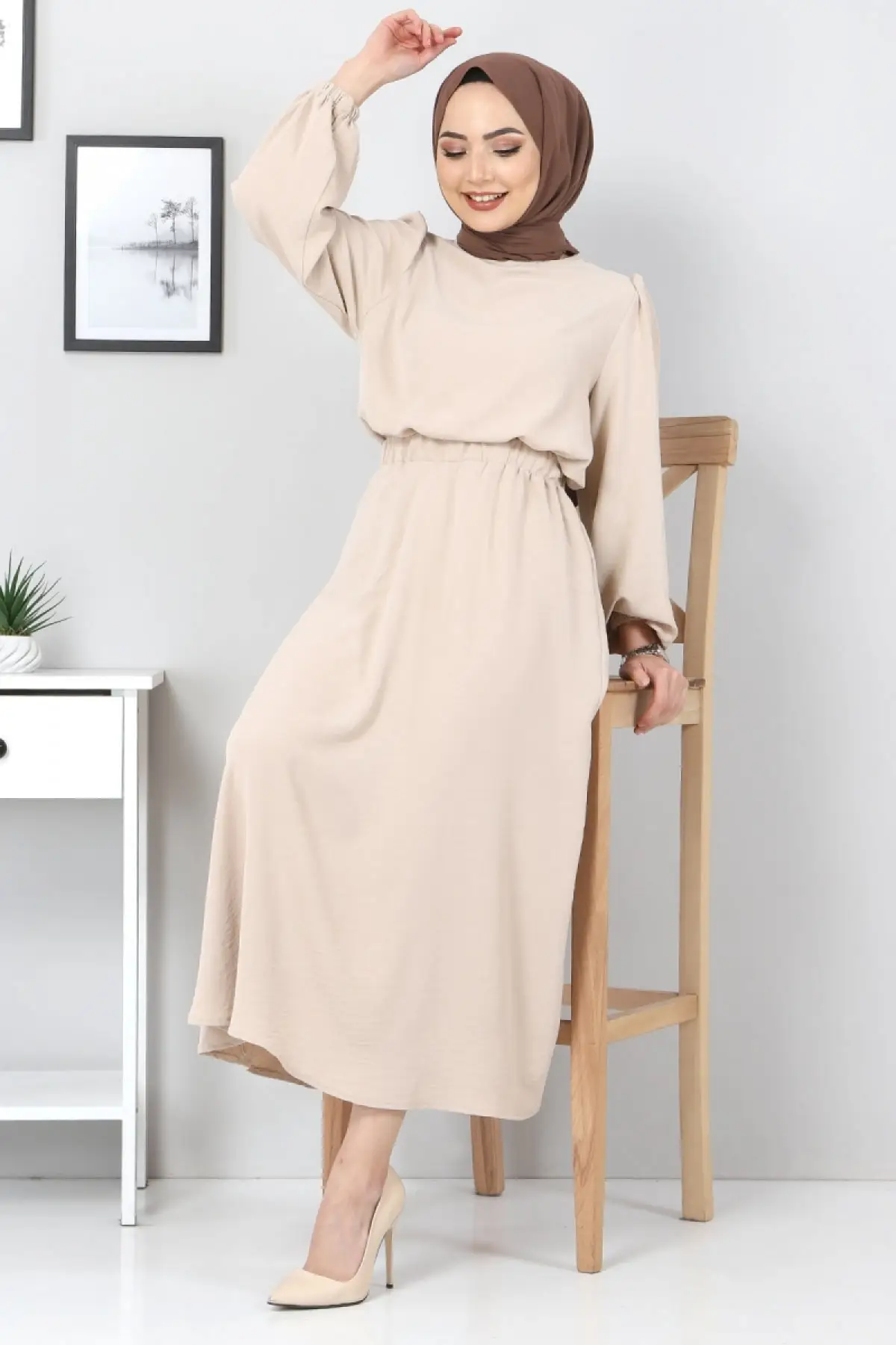 

Skirted Women's Dual Team Ayrob Women Muslim Suit