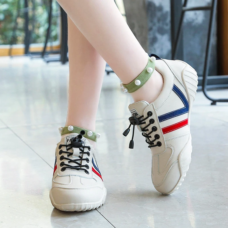 

New Women Leather Casual Shoes Fashion Breathable Walking Lace up Flats Shoes Lightweight Sneakers Woman Tenis Feminino