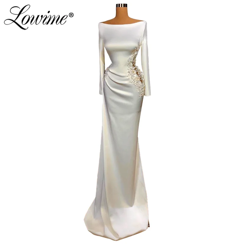 

Dubai Formal Dresses Elegant Satin Evening Gown 2020 Long Sleeves Middle East Red Carpet Party Dresses Pearls Beaded Arabic Prom