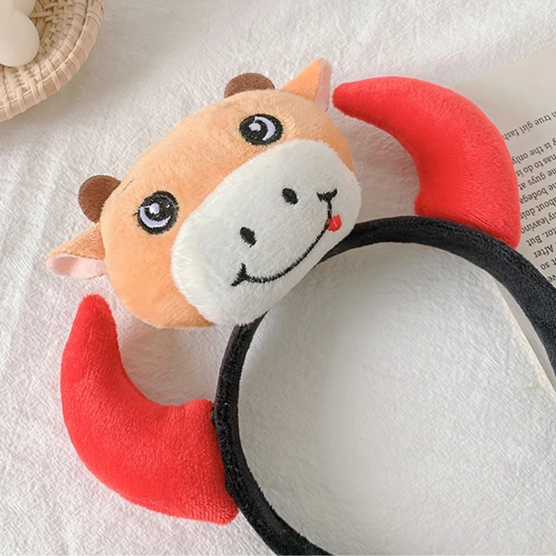 Повязка на голову в китайском и новогоднем стиле из бычьей кожи забавная