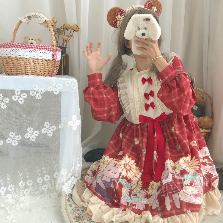 Женское клетчатое платье в стиле лолита красное и бежевое цельное с длинным