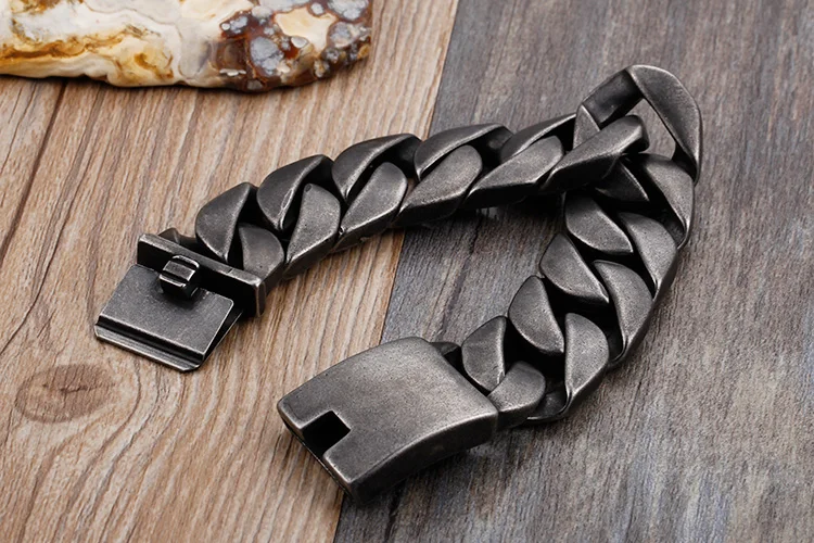 

Fashion Matte Bike Chain Bracelets Men 25mm Width Chunky Heavy Stainless Steel Brushed Link Chain Bracelet Male Jewelry