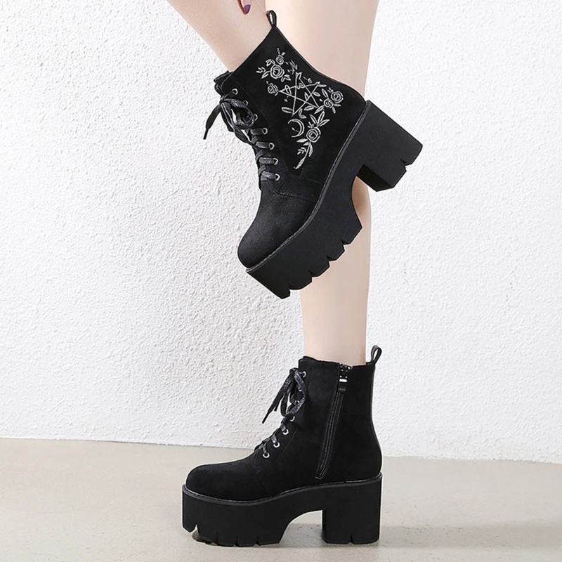 

Women Anklet Boots Flower Embroidery Platform Platform Lace-Up Front Boots Winter Female Keep Warm Botas De Mujer