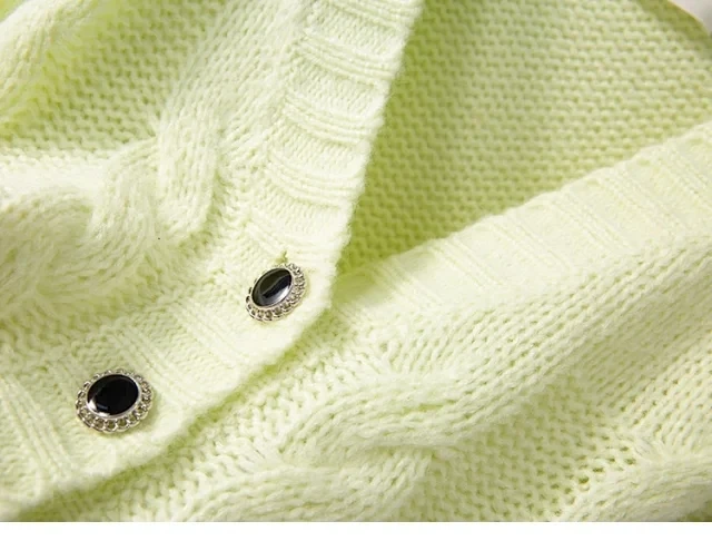 

Women's Twist Short Sweater Tops Gem Buttons Long Sleeve 2020 Autumn Solid Color Female Knitwear Cardigan