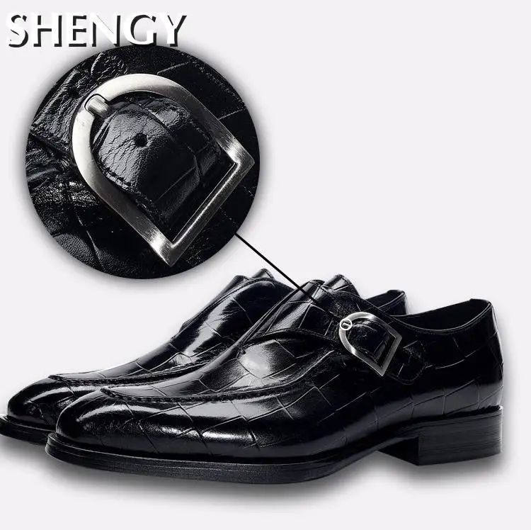 2020 Мужская обувь Роскошные кожаные туфли с низким берцем Свадебные острым носком