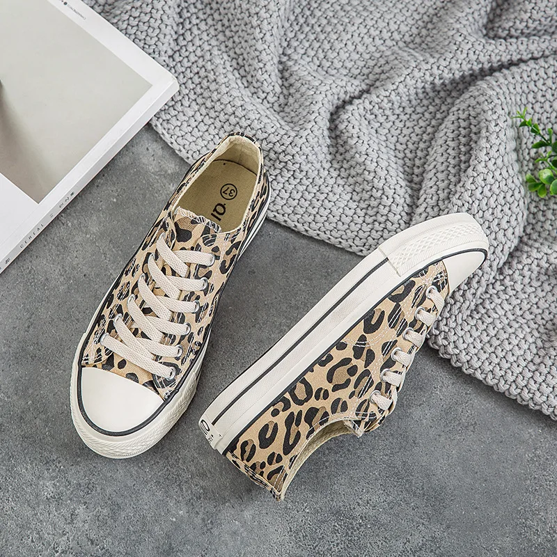 Кеды женские с перекрестным швом плоская Вулканизированная подошва