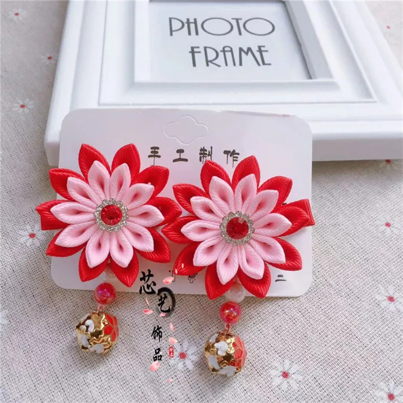 

Head Kanzashi Flower Hair Clips Yukata Kimono Outfit Ken-tsumami Bell Bead Handmade Classic Vintage Geisha Hair Ornament HW056