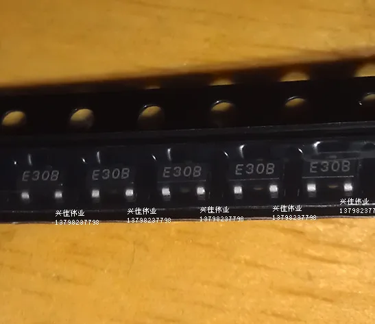 

Original 40pcs/ QX2303L30T 3.0V E30B/E308 SOT23-3 IC