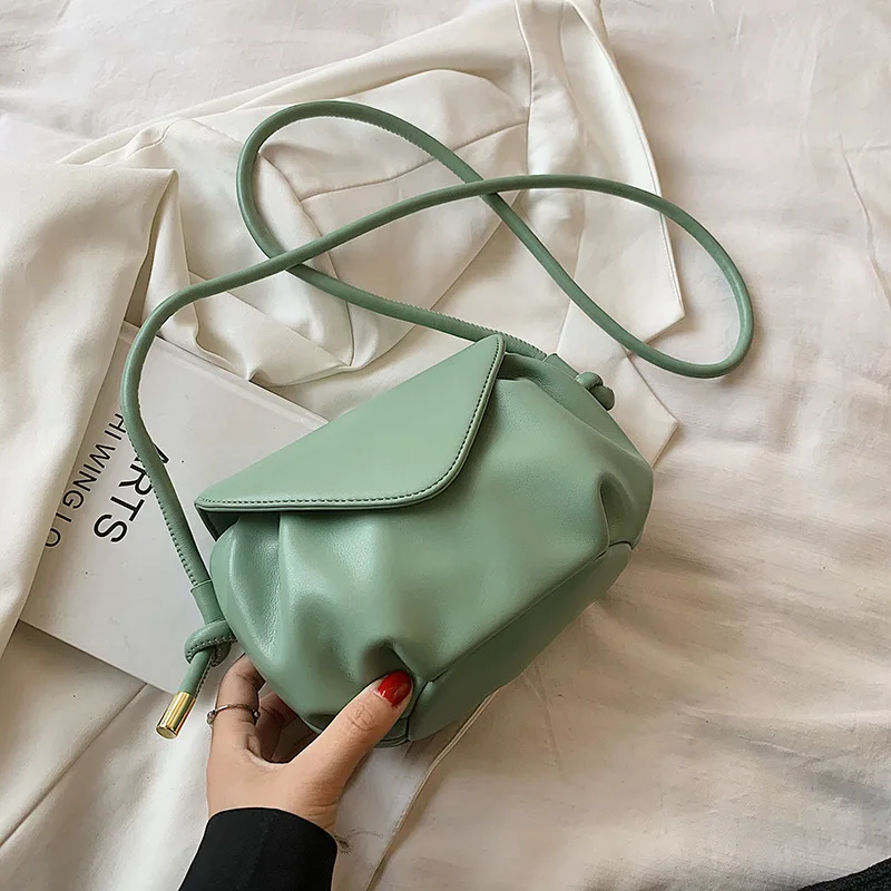 

2021 Summer New Fashion Trendy Texture Niche One-Shoulder Handbags Simple Messenger Fold Bag